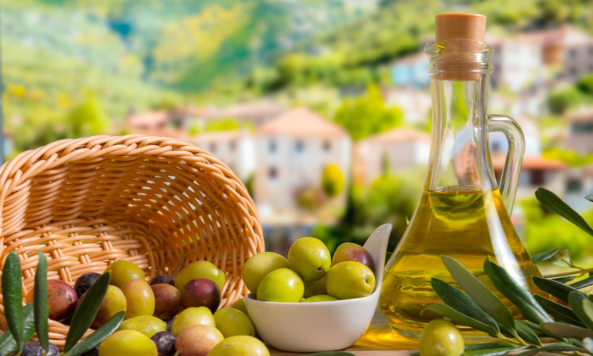 Oliven und Olivenöl