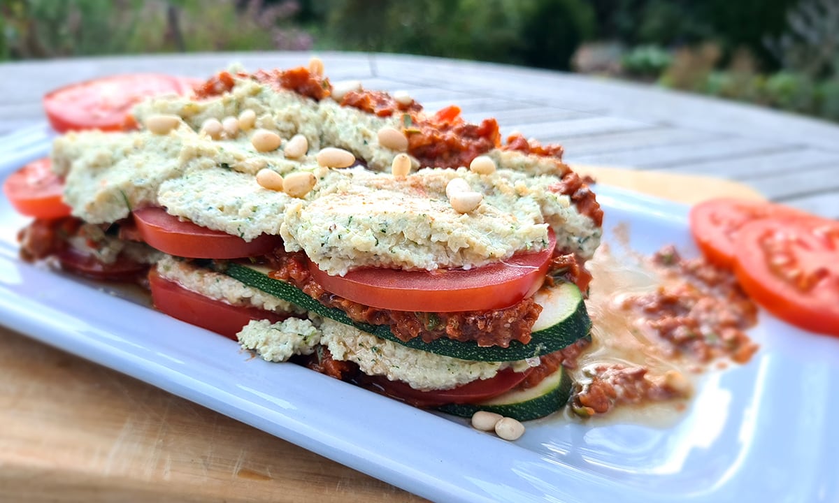 Rohkost-Lasagne mit Tomaten-Basilikum-Pesto